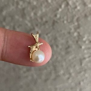 Stamped solid 14k gold pendant